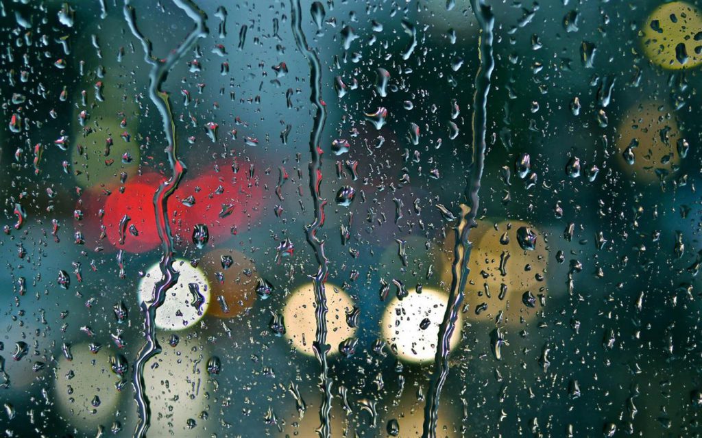 微软向Windows 10用户发布《雨中城市》免费壁纸包